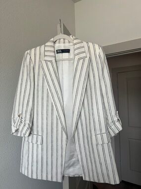Zara White Blazer with Black Linen Vertical Stripes